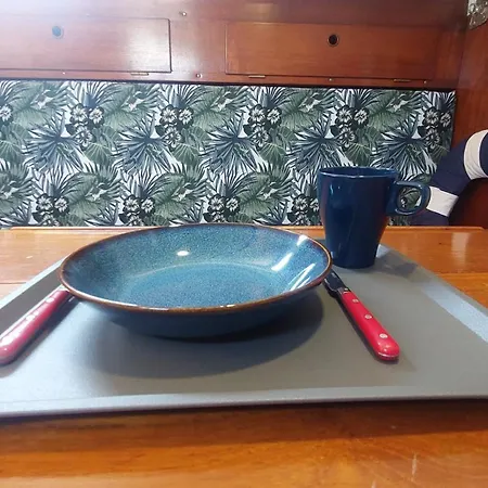 Bådhotel Fractal - Vintage Sailboat In Belem